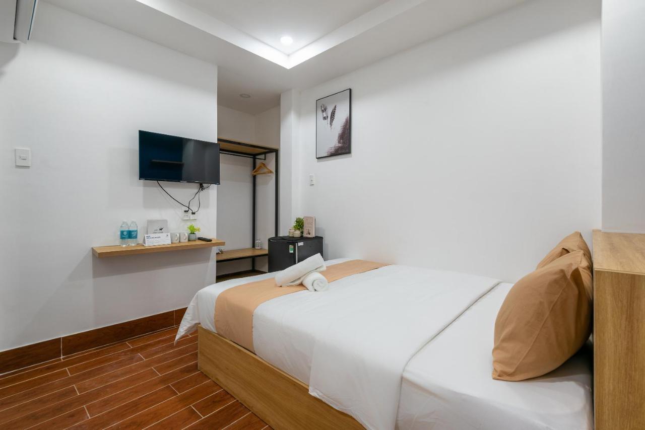 Cozrum Homes - Oriental House Ho Chi Minh City Exterior photo